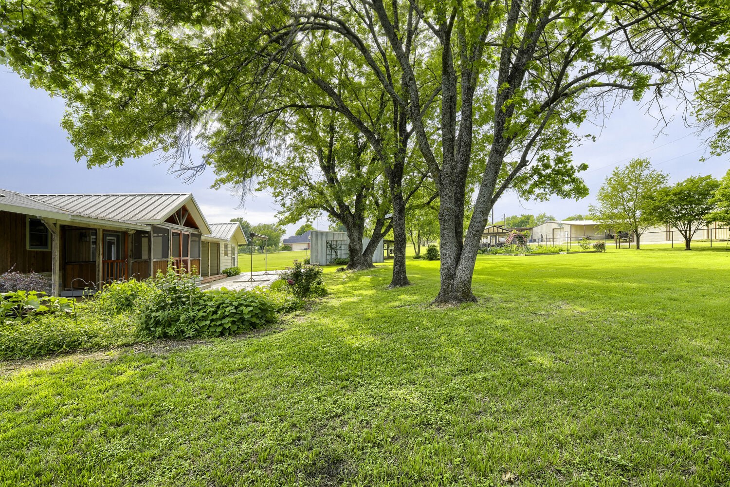 6375 Retta Mansfield Road Burleson TX 76028
