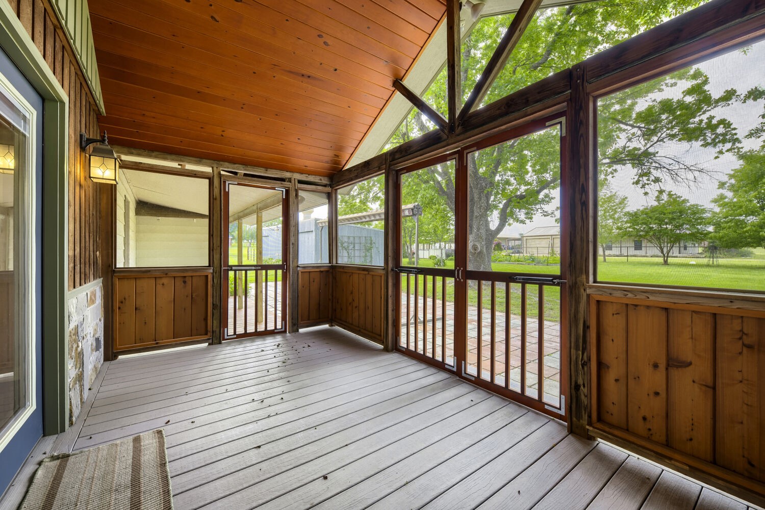 6375 Retta Mansfield Road Burleson TX 76028