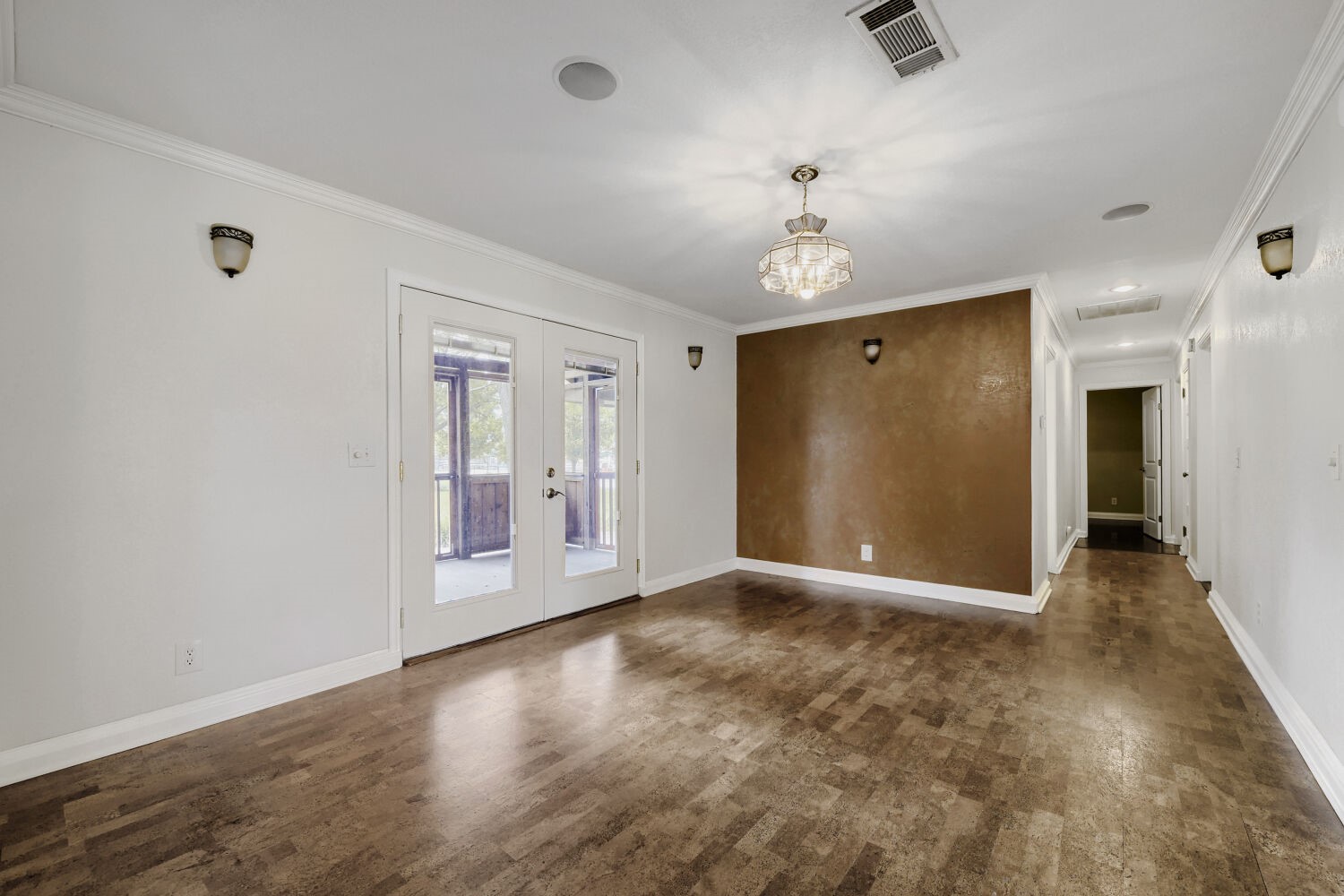 6375 Retta Mansfield Road Burleson TX 76028