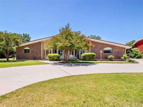 307 Lori Lane Brownwood TX 76801