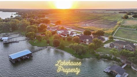 129 Lakeshore Drive Waxahachie TX 75165