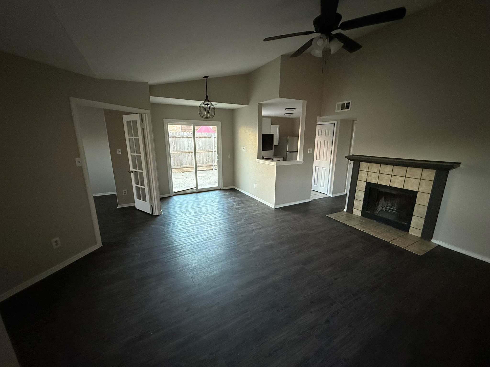409 411 Dollins Street Cedar Hill TX 75104