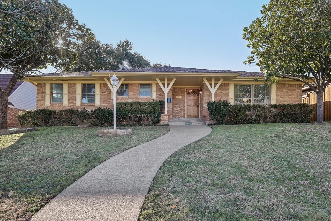 1522 Meadow Valley Lane Dallas TX 75232