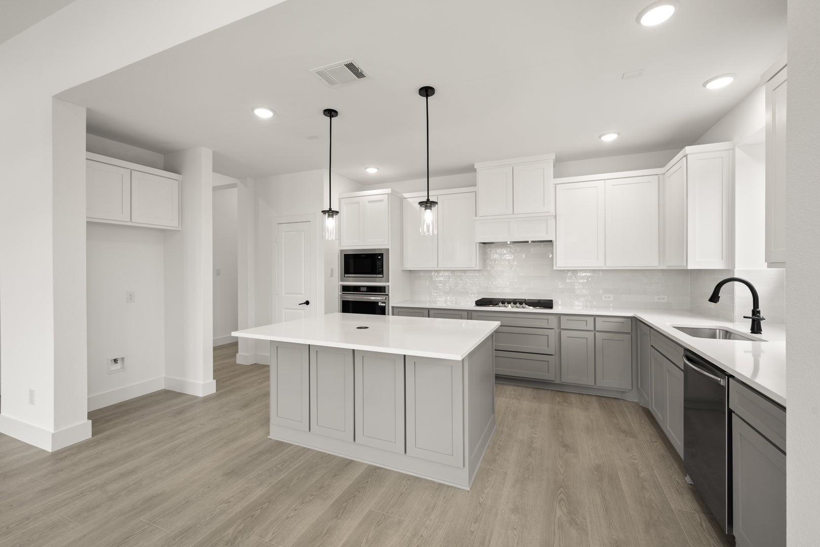 3719 Ironwood Street Midlothian TX 76065