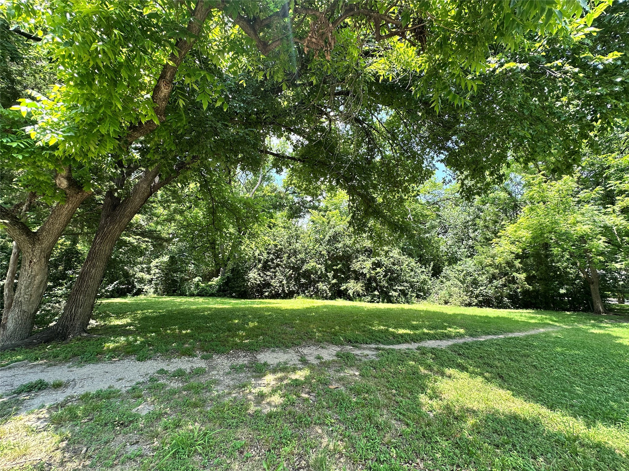 12022 Dixfield Drive Dallas TX 75218