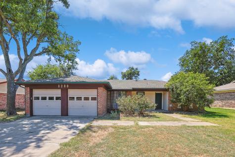 1200 Tobie Layne Street Benbrook TX 76126