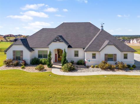 301 Kenyon Court Granbury TX 76049