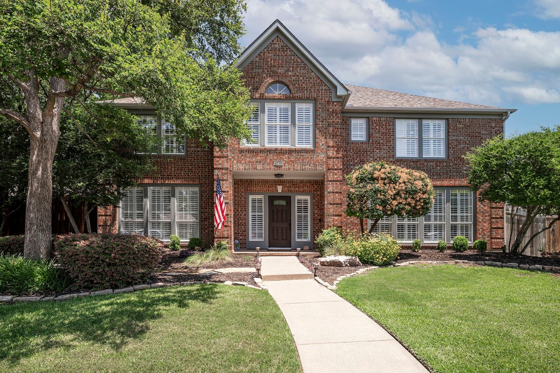 4012 Crestwood Drive Carrollton TX 75007