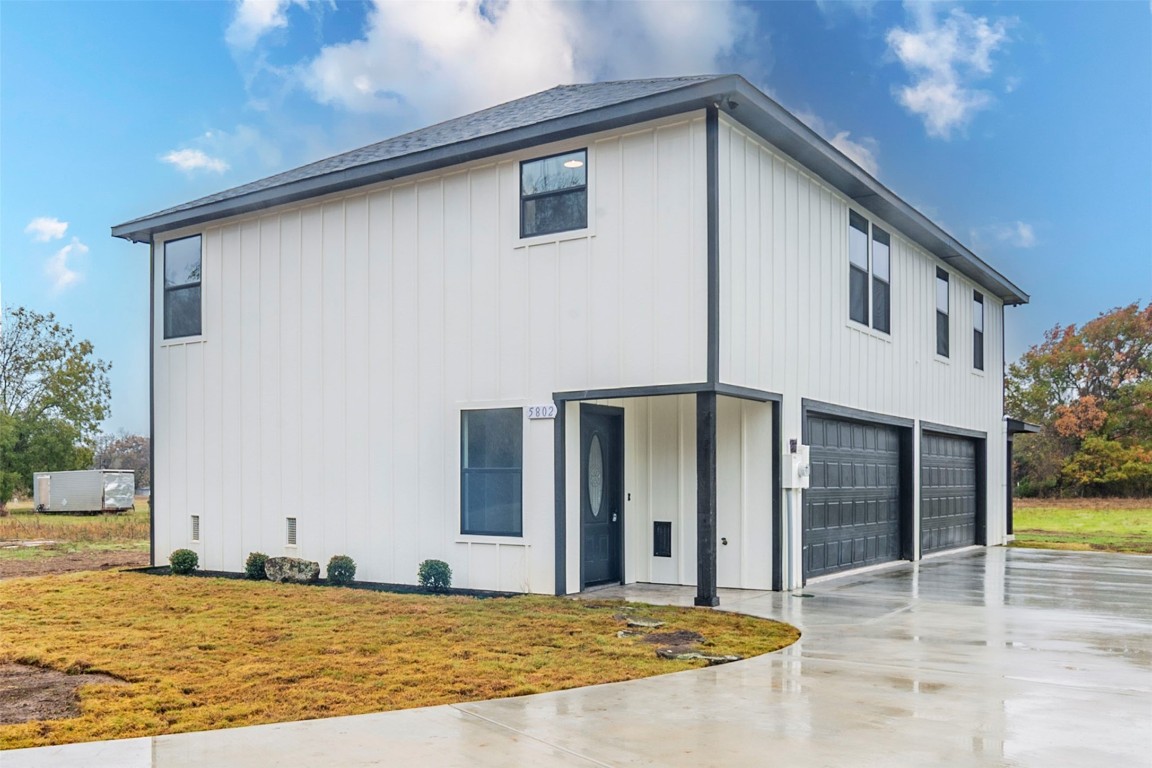 5802 W Virginia Trail Granbury TX 76048