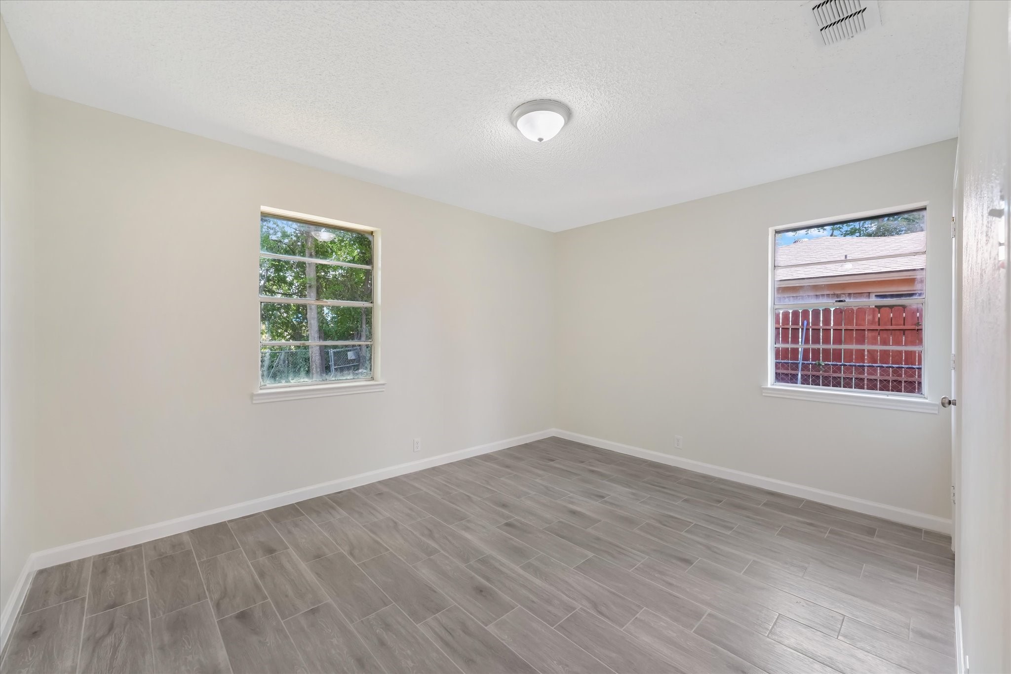2004 Pebblecreek Drive Cleburne TX 76033