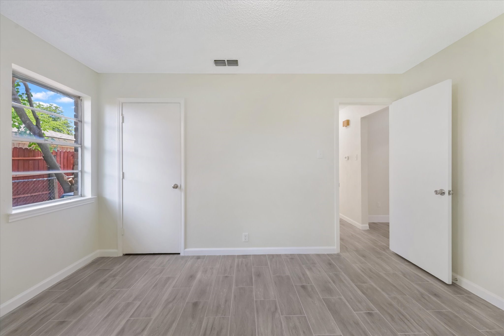 2004 Pebblecreek Drive Cleburne TX 76033
