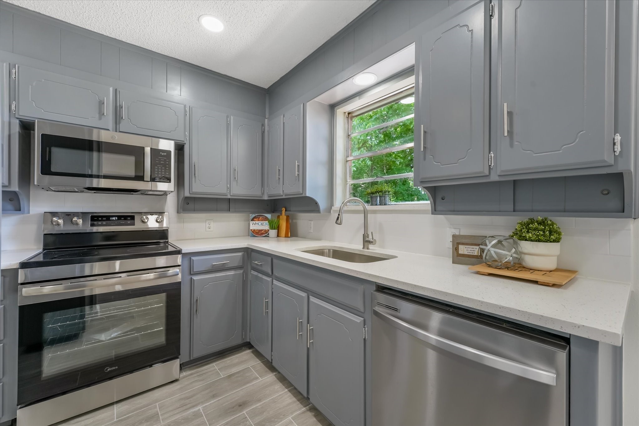 2004 Pebblecreek Drive Cleburne TX 76033