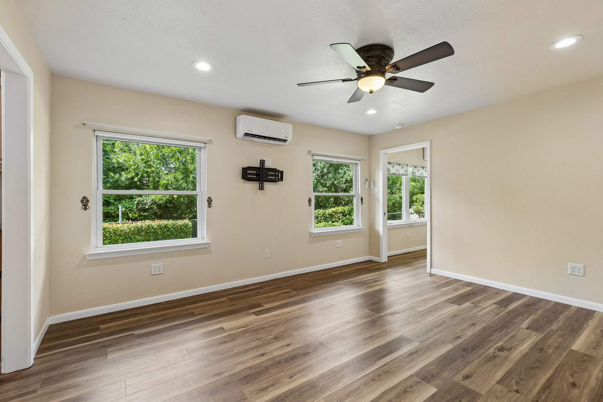 4812 Hollowbrook Road Fort Worth TX 76103