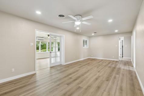 4812 Hollowbrook Road Fort Worth TX 76103