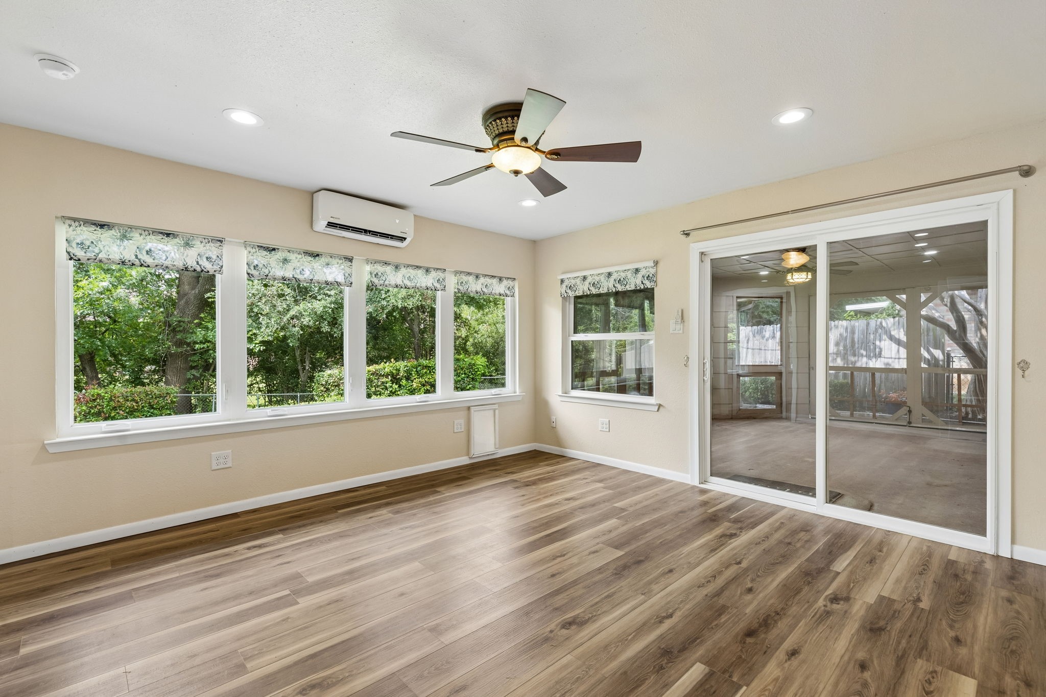 4812 Hollowbrook Road Fort Worth TX 76103
