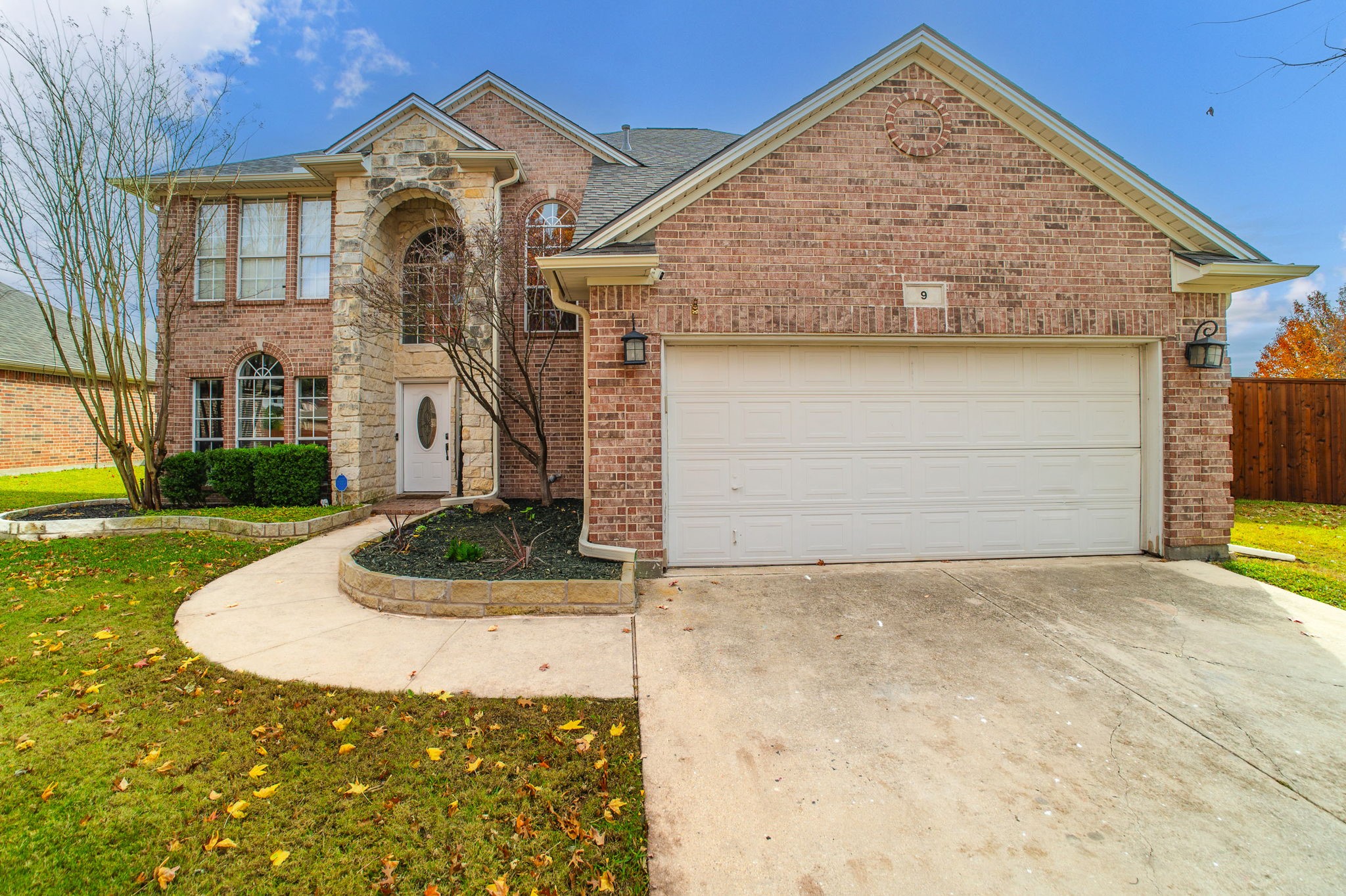 9 Losana Court Mansfield TX 76063