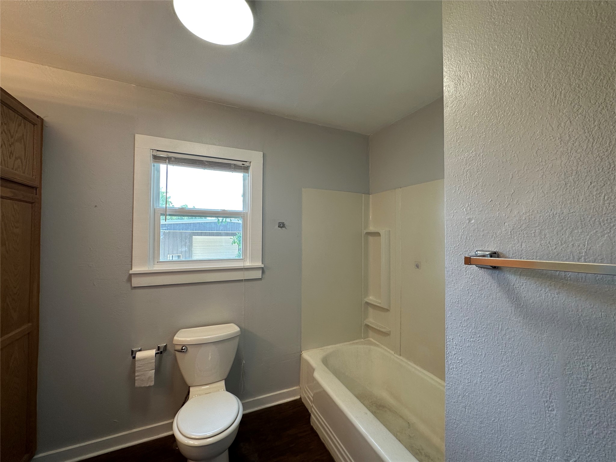 208 N Bowie New Boston TX 75570