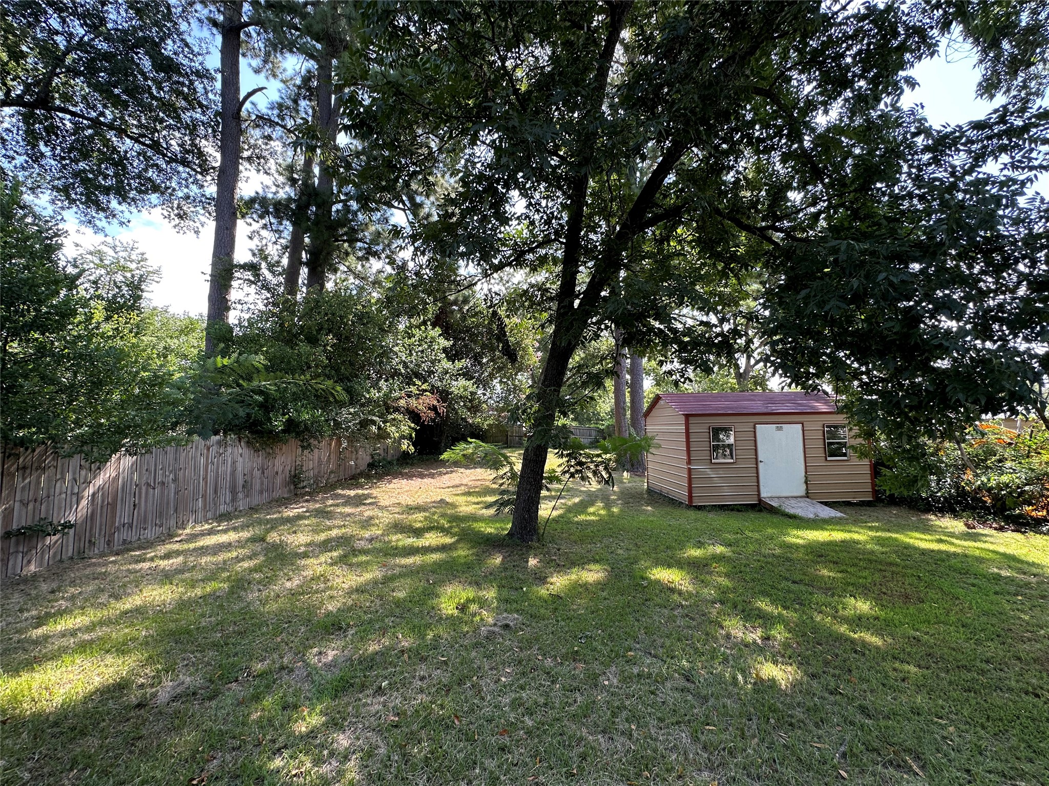 208 N Bowie New Boston TX 75570