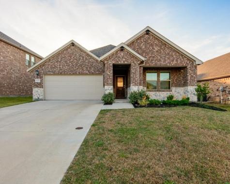 637 Hidden Cove Drive Princeton TX 75407