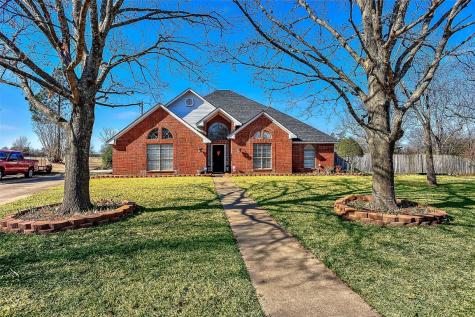 312 River Hills Drive Denison TX 75020