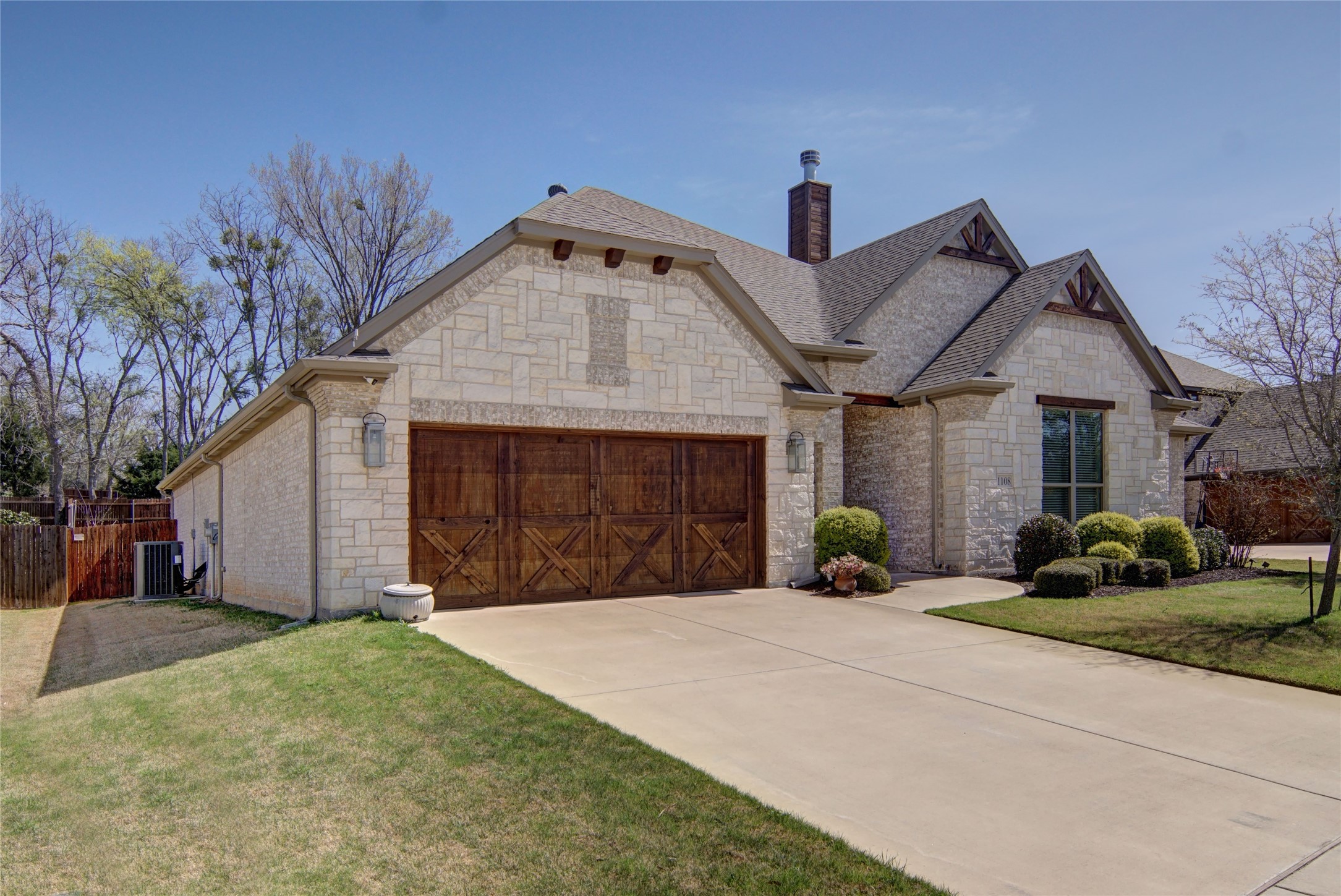 1108 Crown Valley Drive Weatherford TX 76087