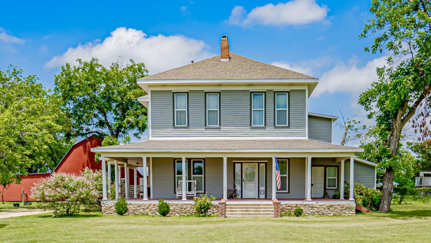 604 W Clinton Street Dublin TX 76446