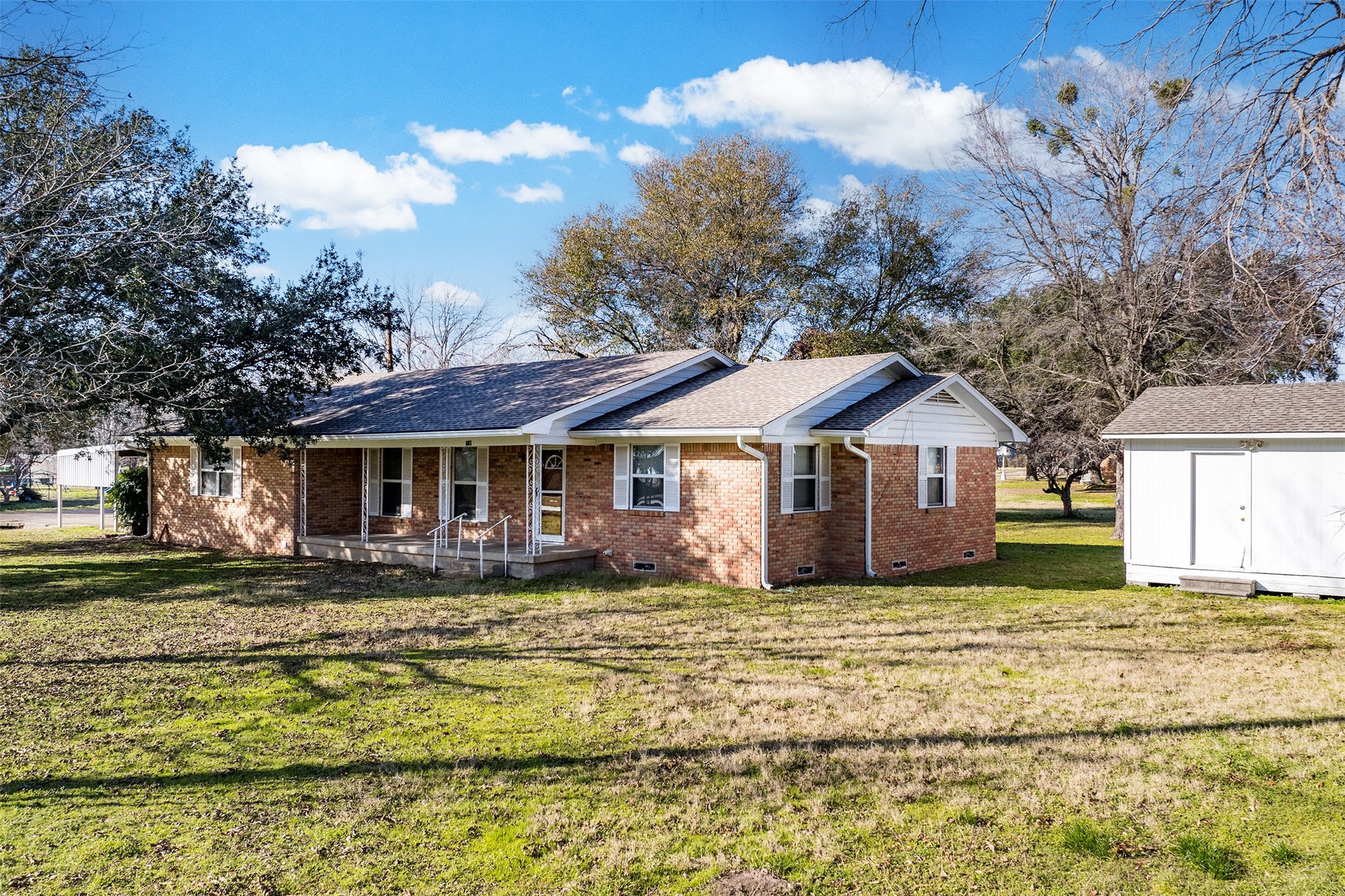 603 E Market Street Mabank TX 75147