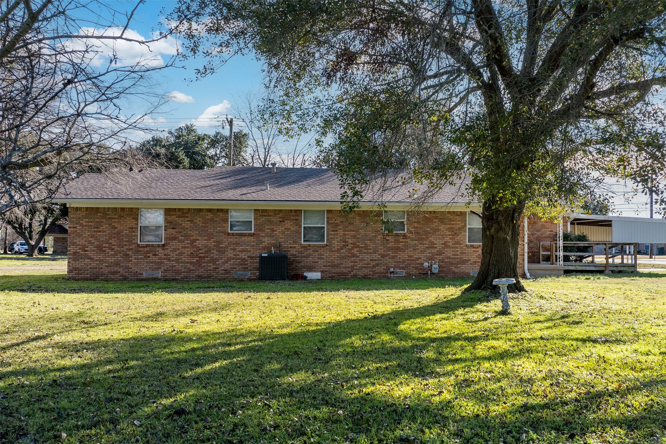 603 E Market Street Mabank TX 75147