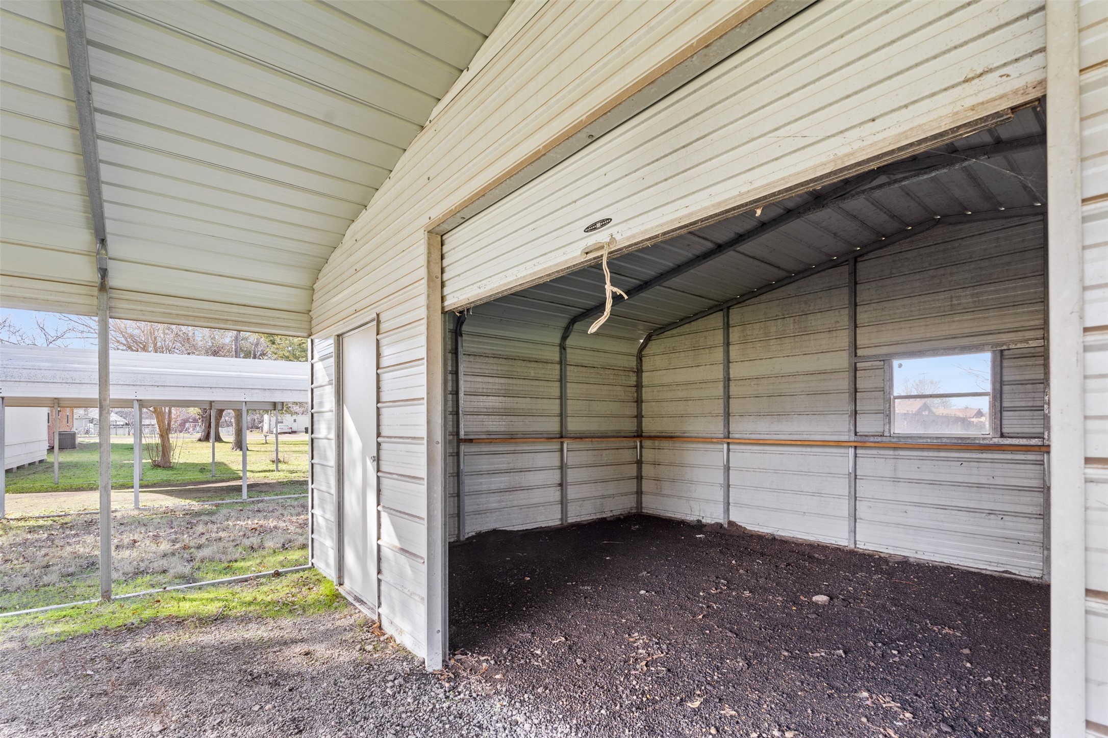 603 E Market Street Mabank TX 75147