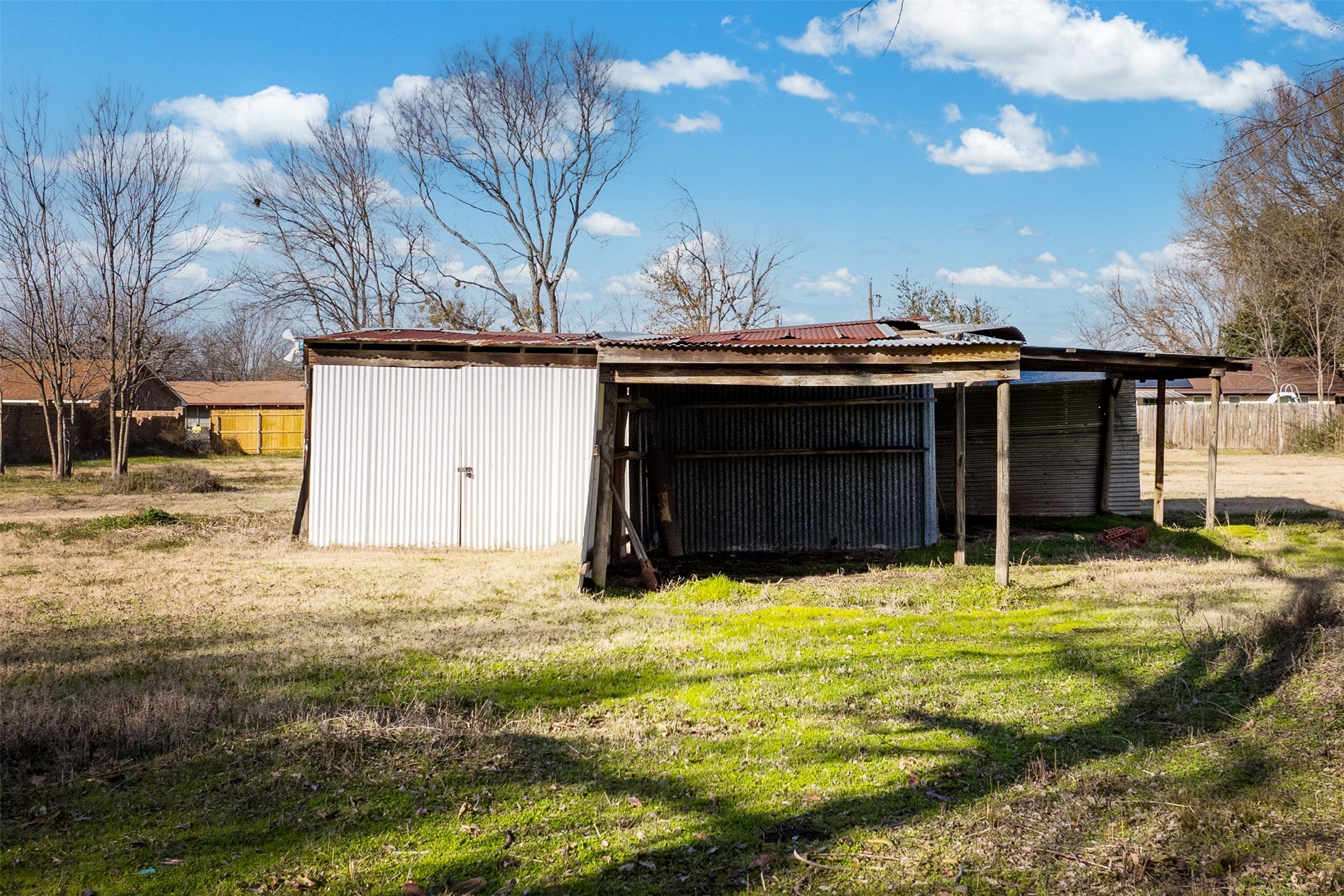 603 E Market Street Mabank TX 75147