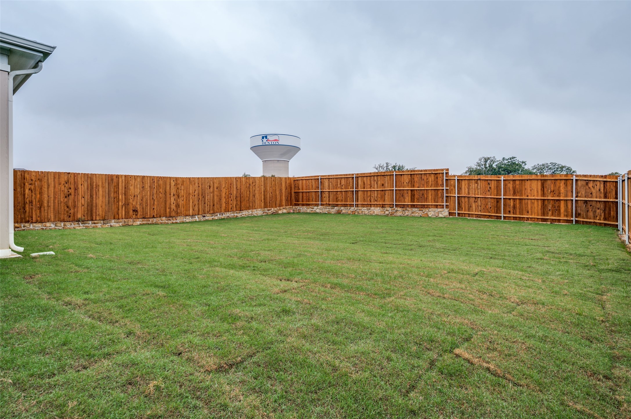 2704 Goldfinch Drive Denton TX 76205