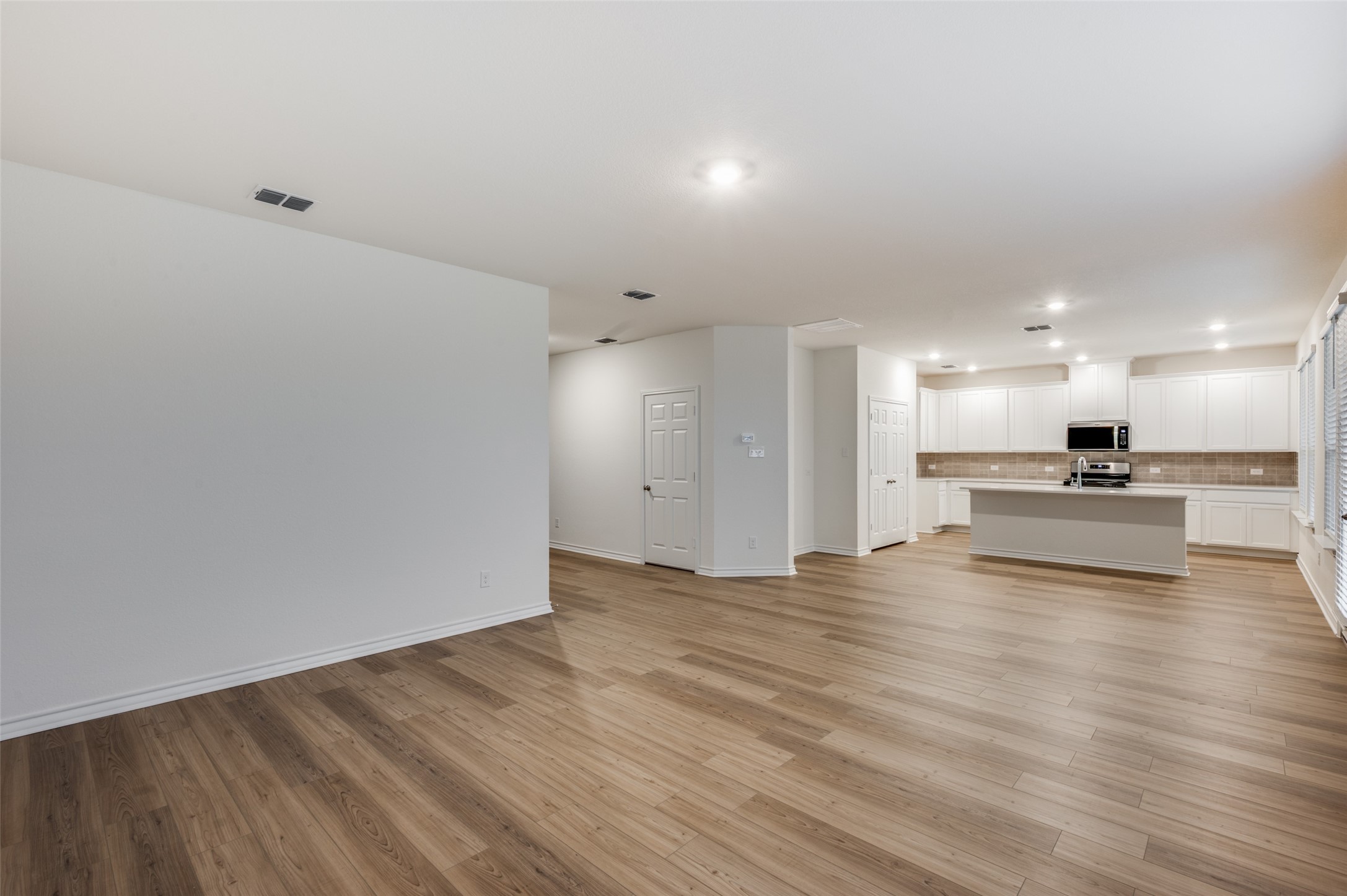 2704 Goldfinch Drive Denton TX 76205