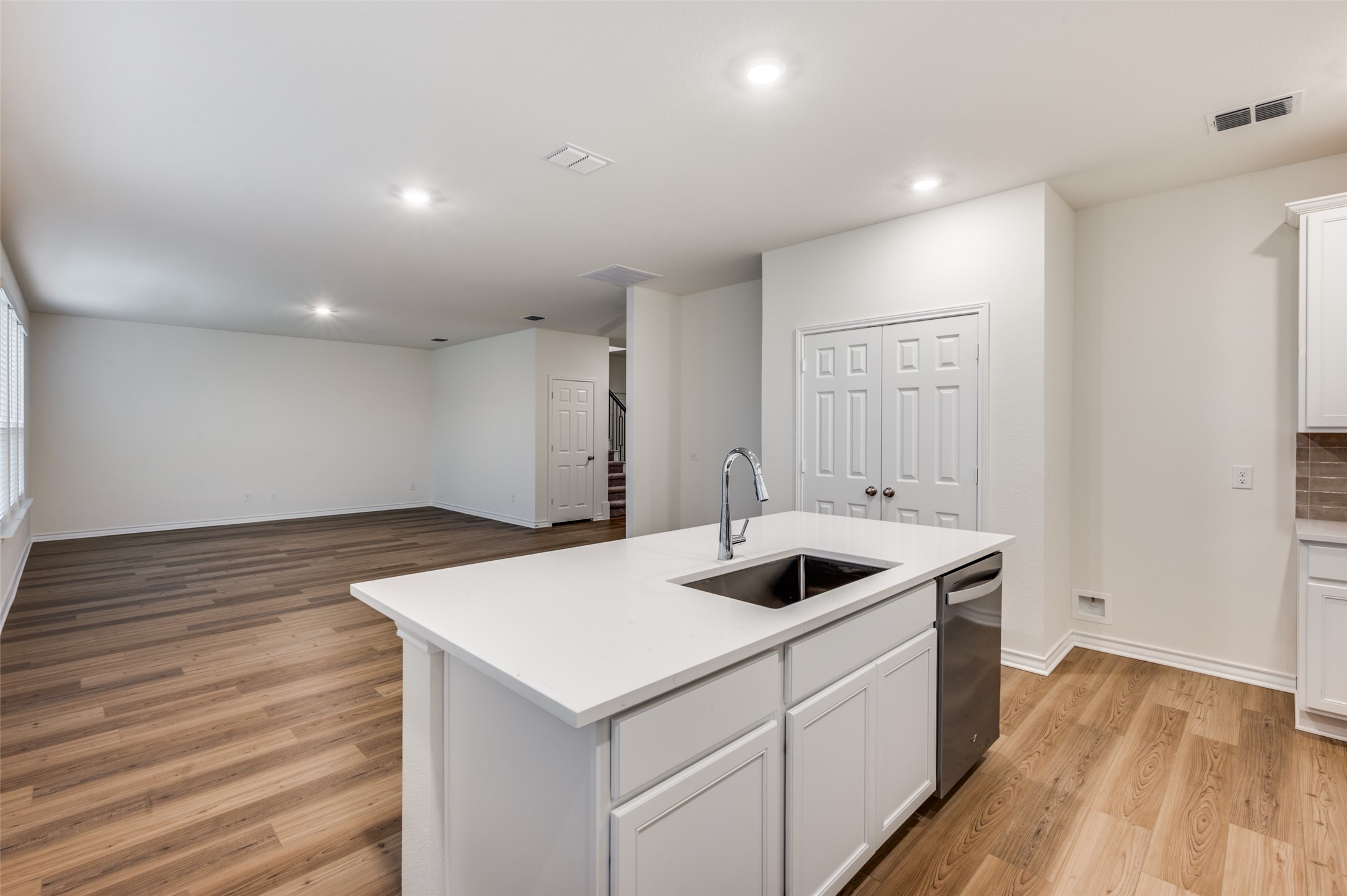 2704 Goldfinch Drive Denton TX 76205