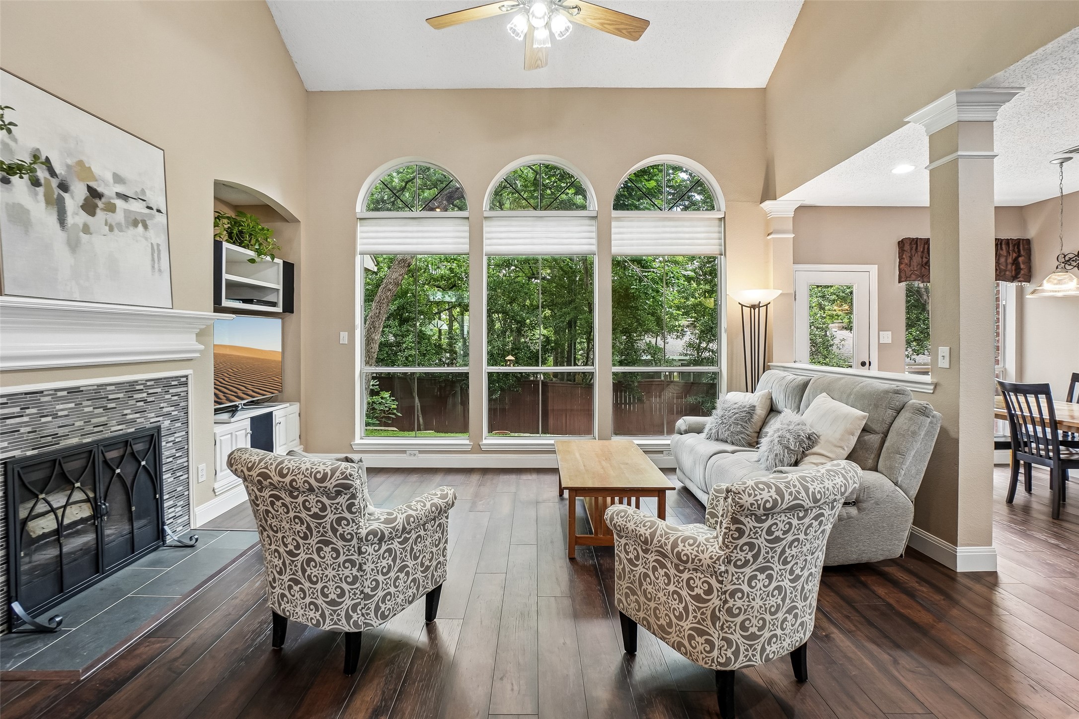 2809 Stonehurst Drive Grapevine TX 76051