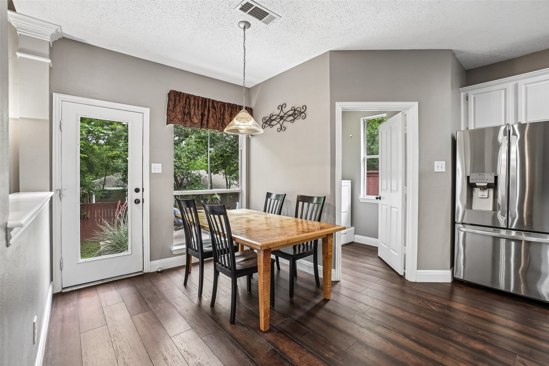 2809 Stonehurst Drive Grapevine TX 76051