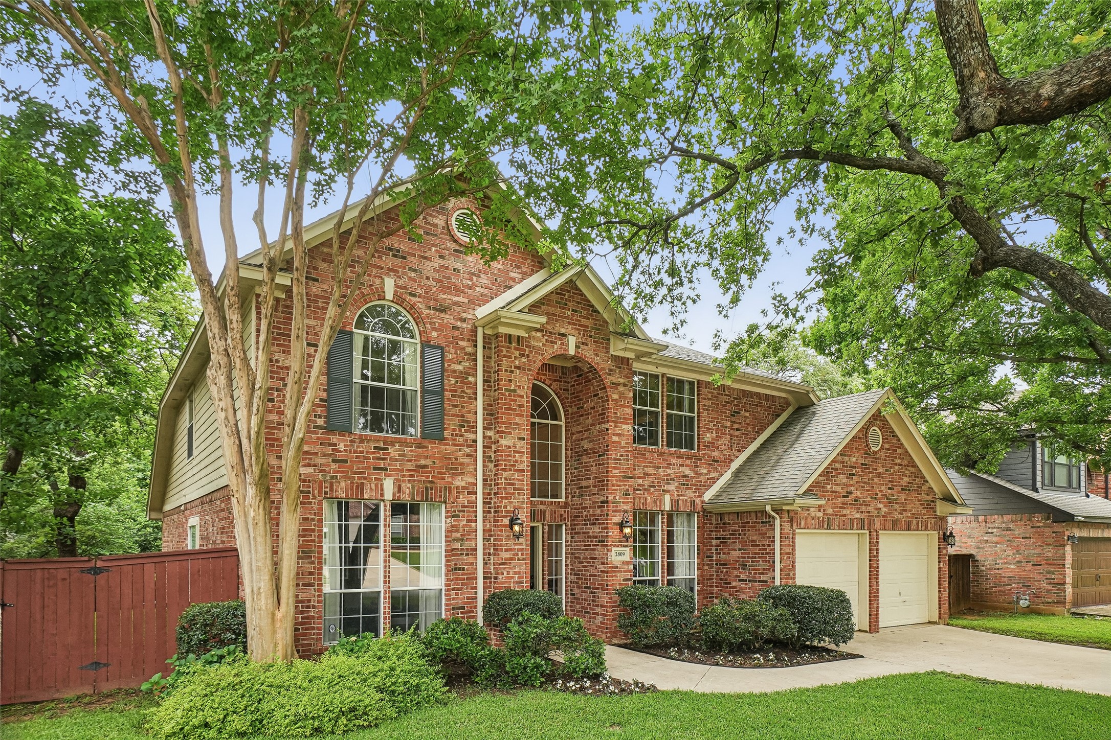 2809 Stonehurst Drive Grapevine TX 76051