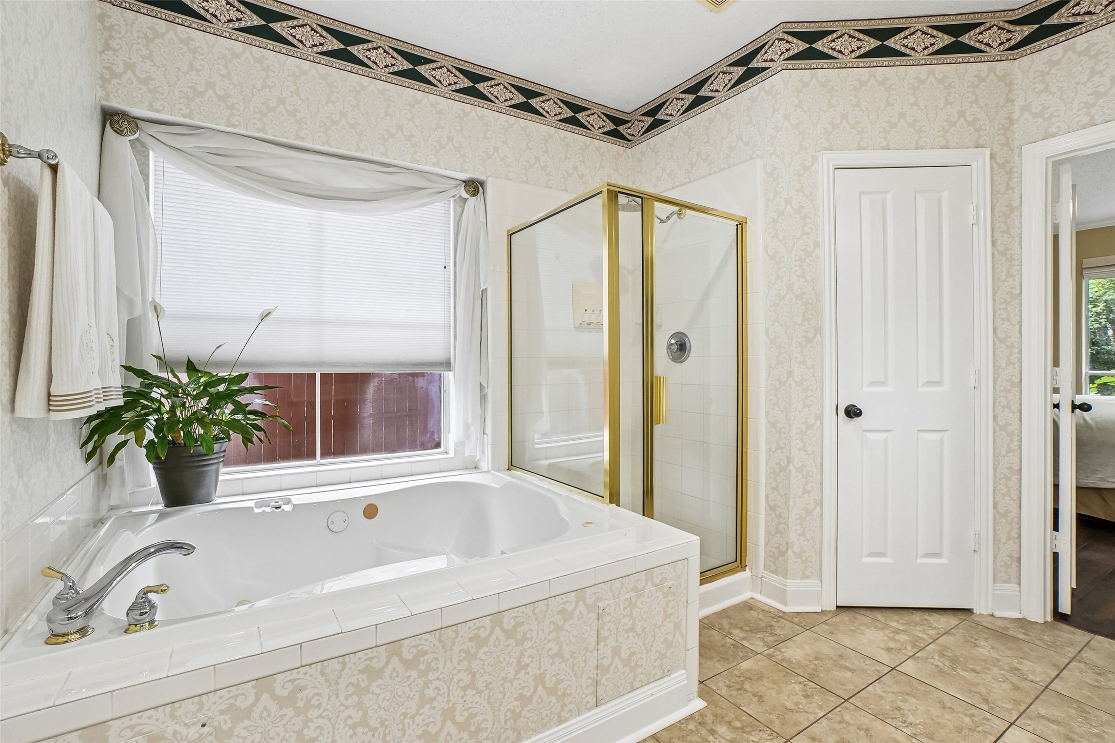 2809 Stonehurst Drive Grapevine TX 76051