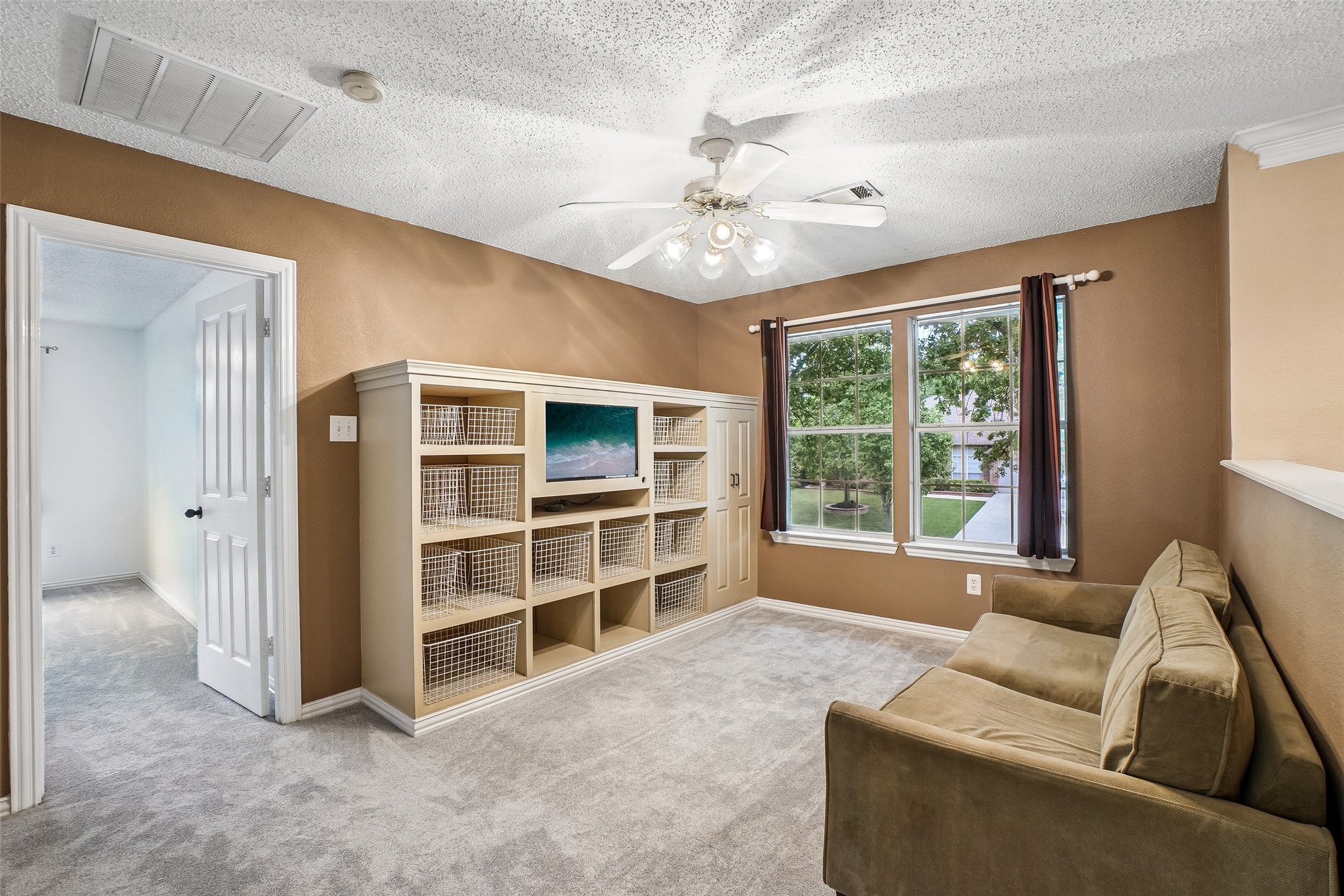2809 Stonehurst Drive Grapevine TX 76051