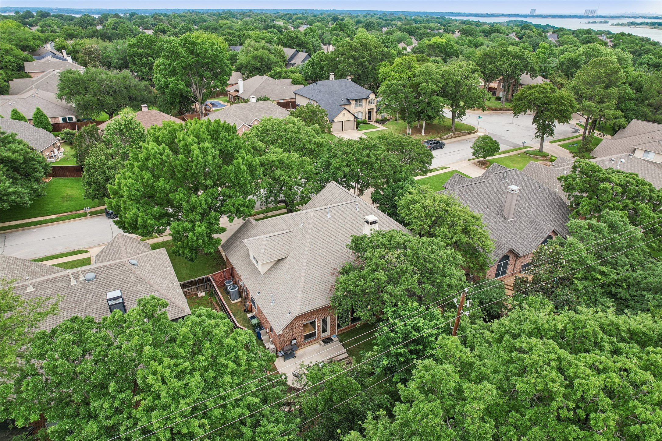 2809 Stonehurst Drive Grapevine TX 76051