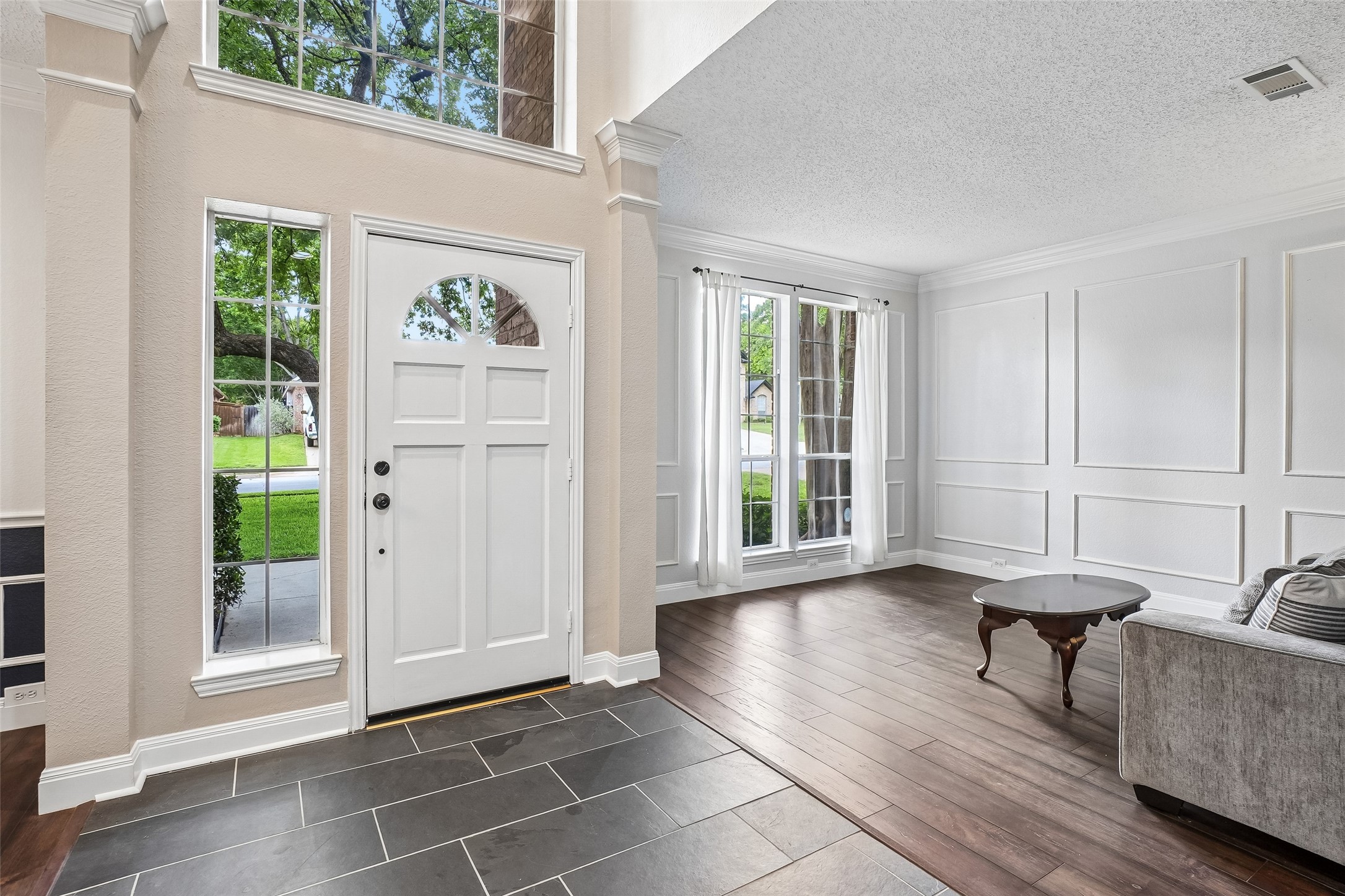 2809 Stonehurst Drive Grapevine TX 76051