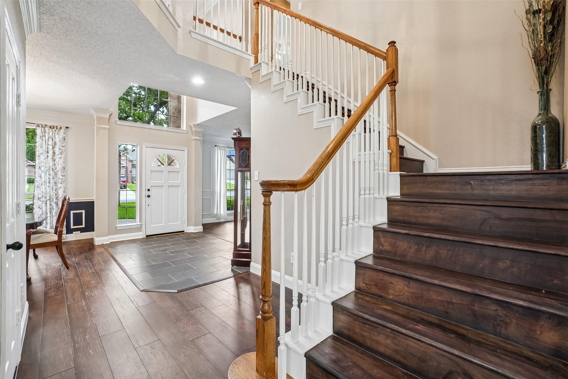 2809 Stonehurst Drive Grapevine TX 76051