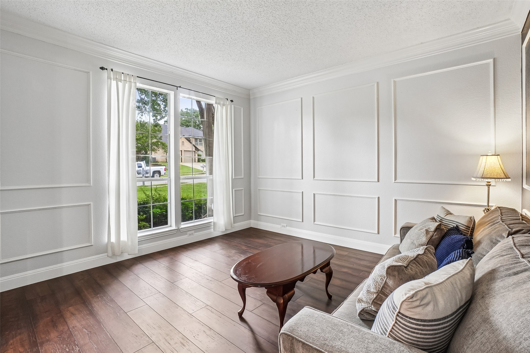 2809 Stonehurst Drive Grapevine TX 76051