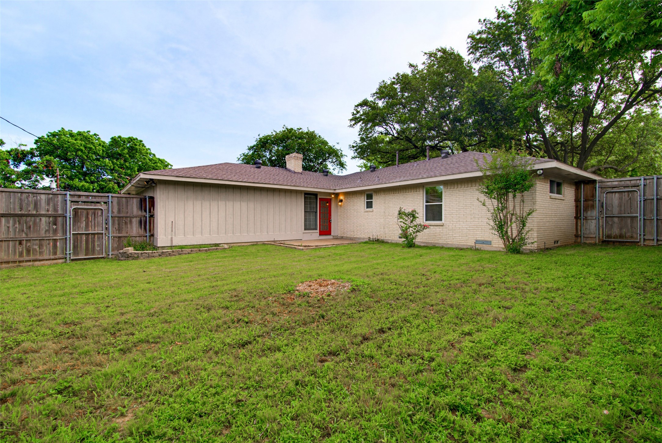 3705 Tulane Circle Garland TX 75043