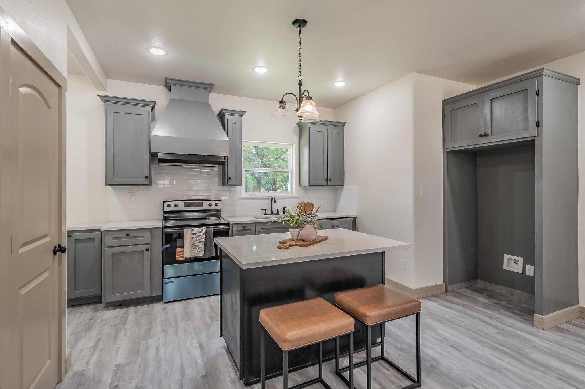2515 Coyote Trail Granbury TX 76048