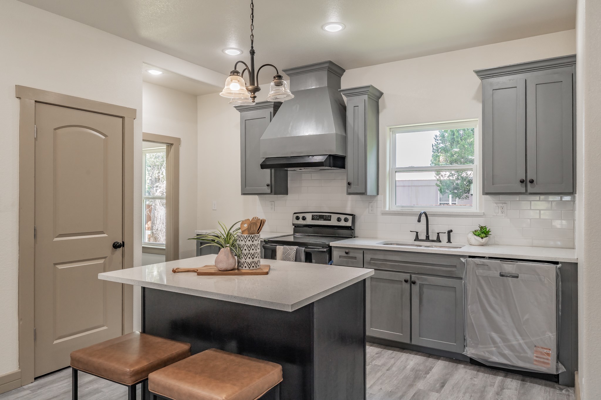 2515 Coyote Trail Granbury TX 76048