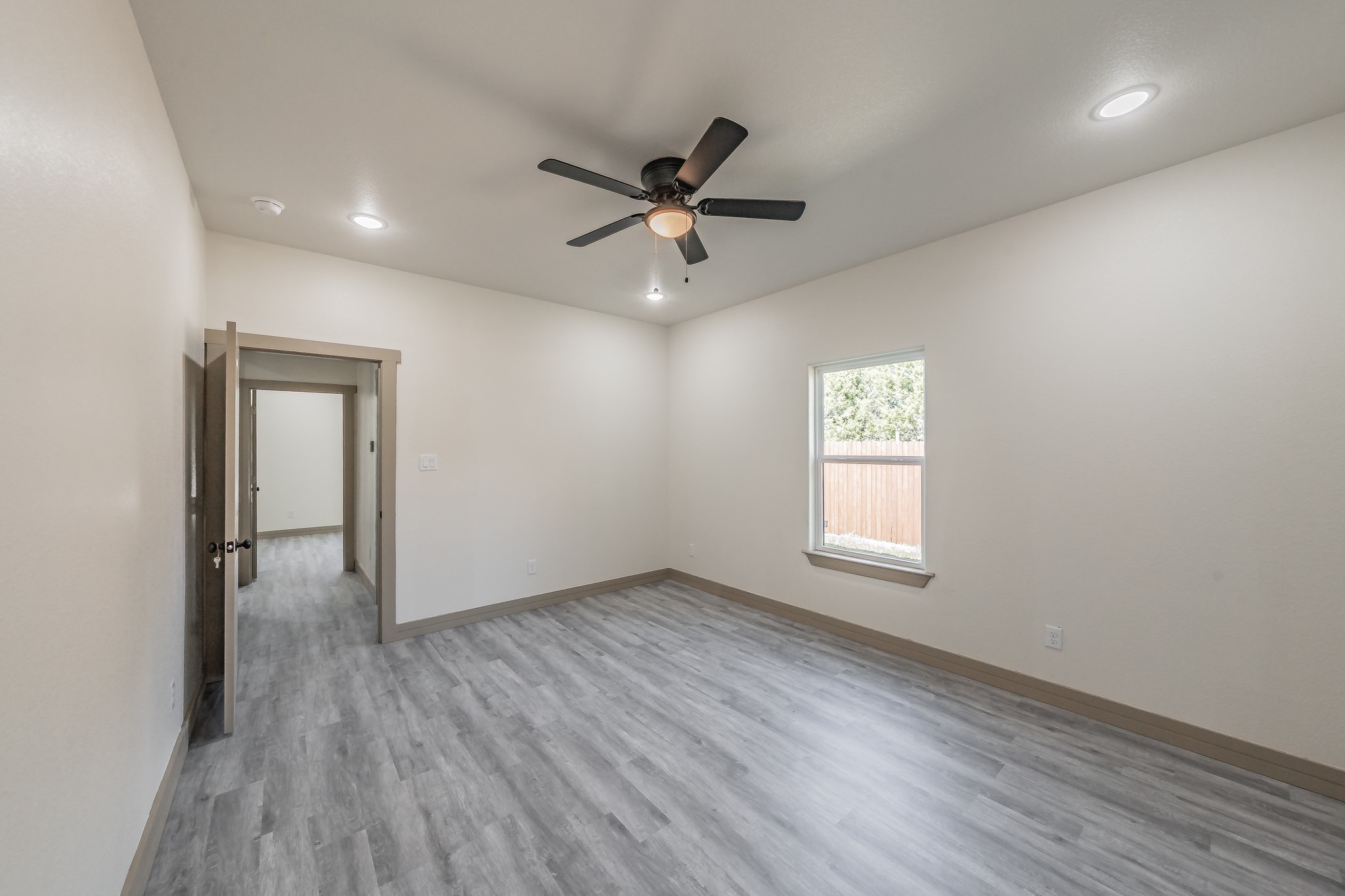 2515 Coyote Trail Granbury TX 76048