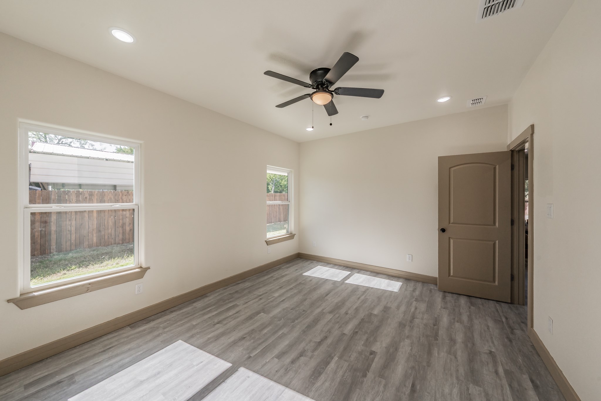 2515 Coyote Trail Granbury TX 76048