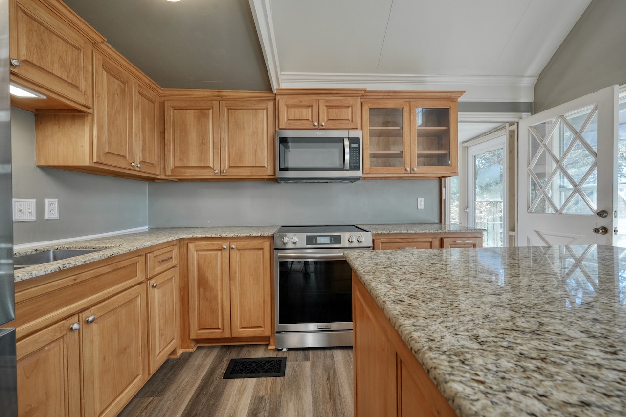 1633 Morningside Trail Hideaway TX 75771