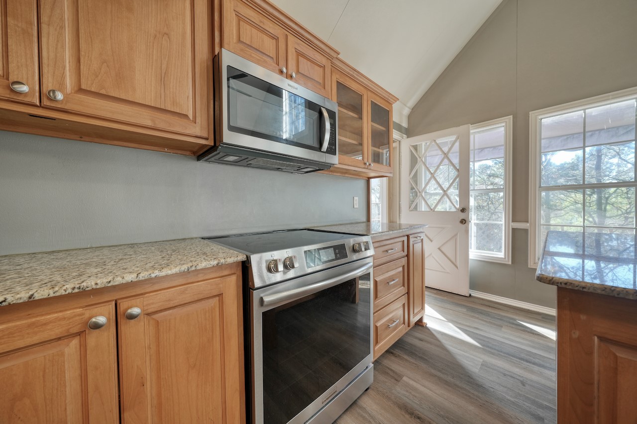 1633 Morningside Trail Hideaway TX 75771