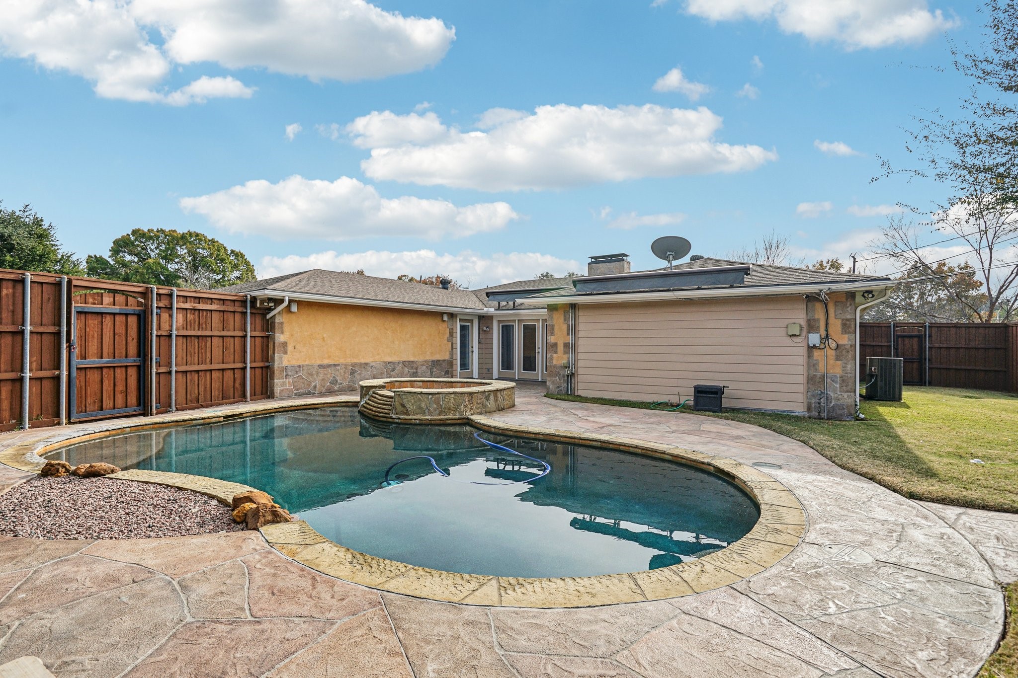 12557 High Meadow Drive Dallas TX 75244